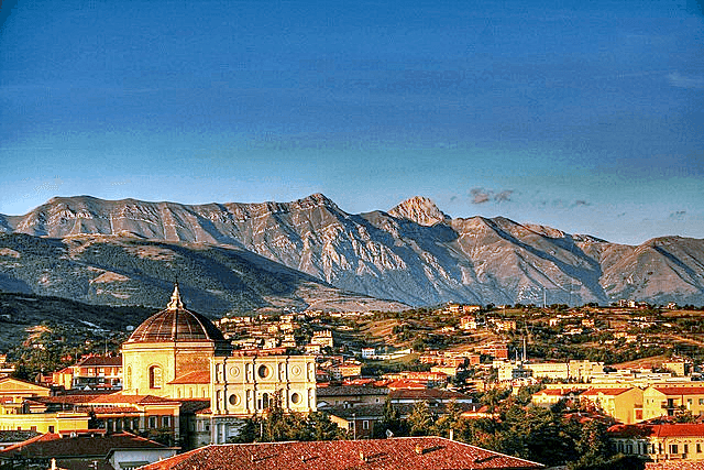 <center>Rome & L’Aquila: Culture and Apennine Landscapes</center>